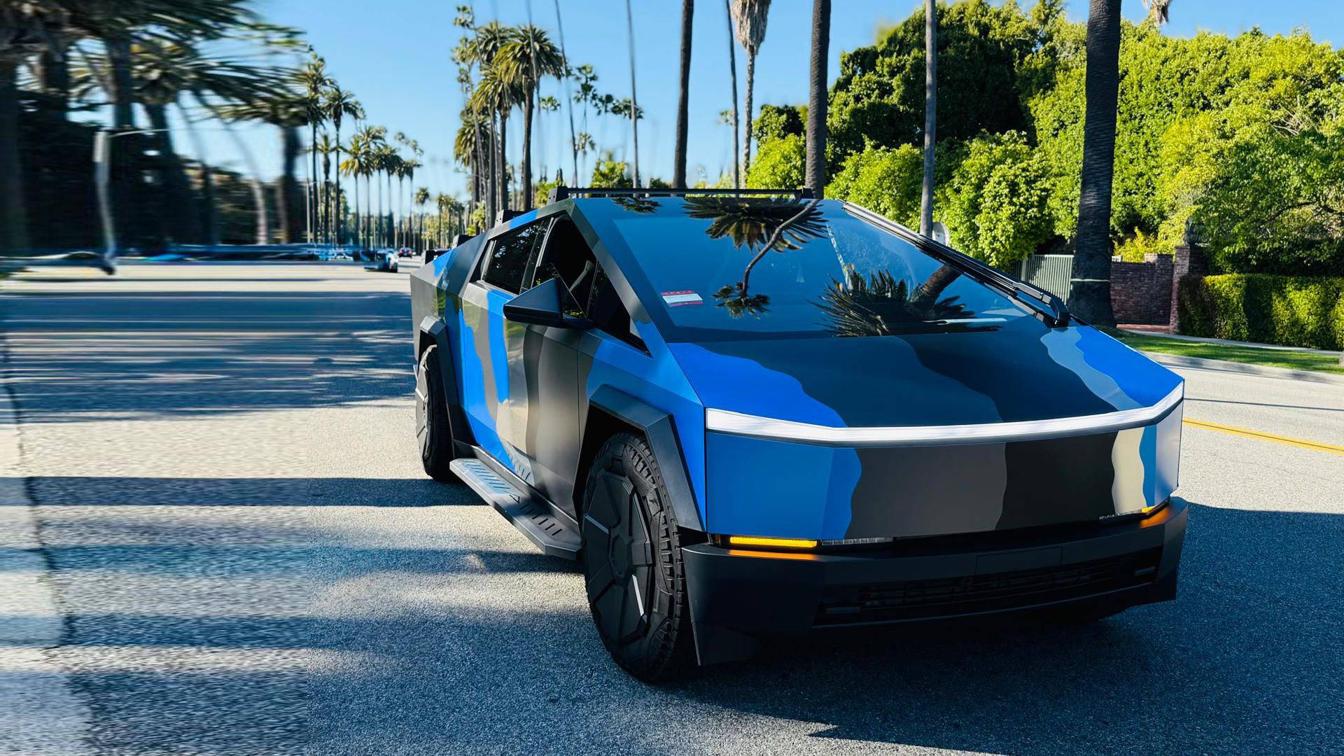 2025 Tesla Cybertruck