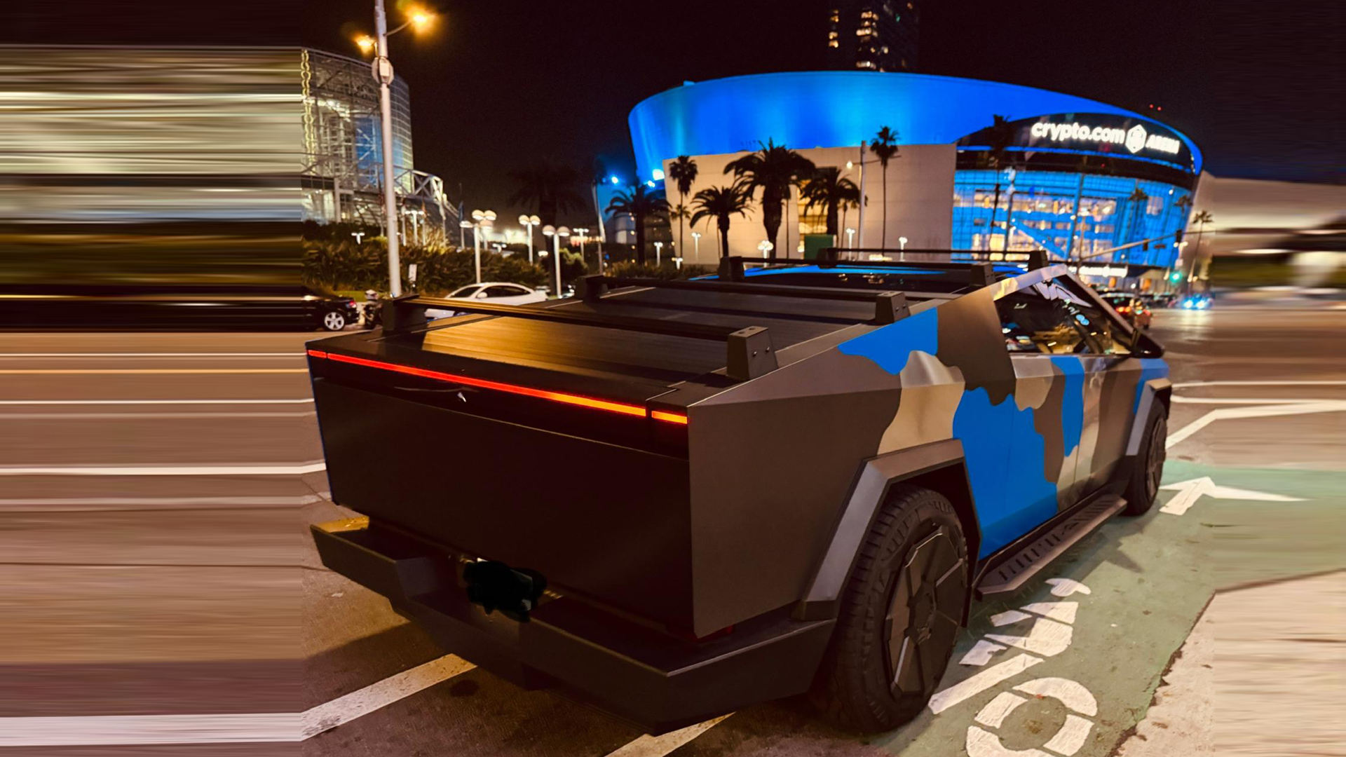 2025 Tesla Cybertruck